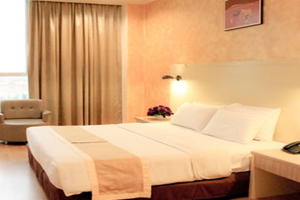 Tower Regency Hotel & Apartments Іпох Екстер'єр фото