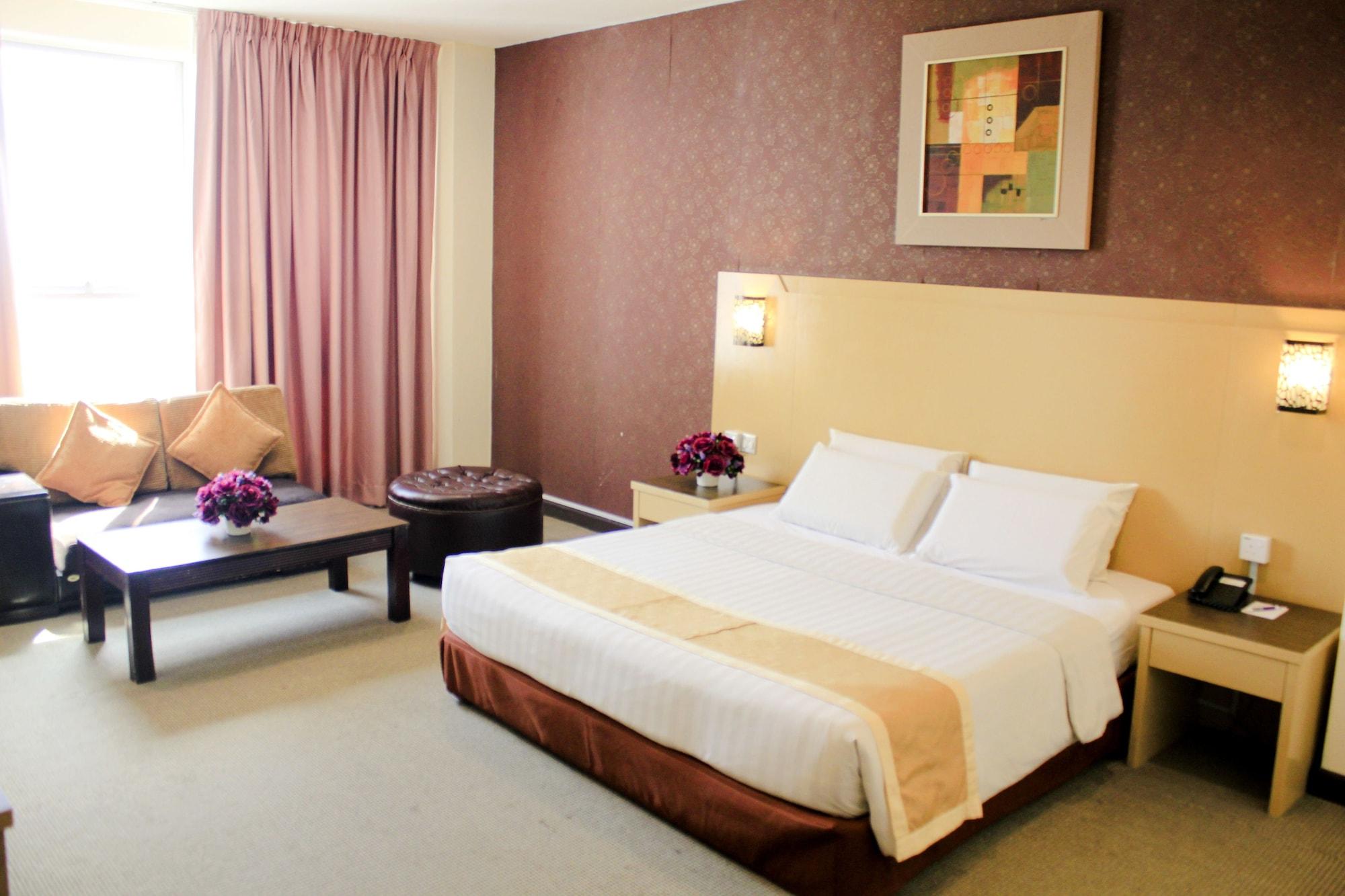 Tower Regency Hotel & Apartments Іпох Екстер'єр фото