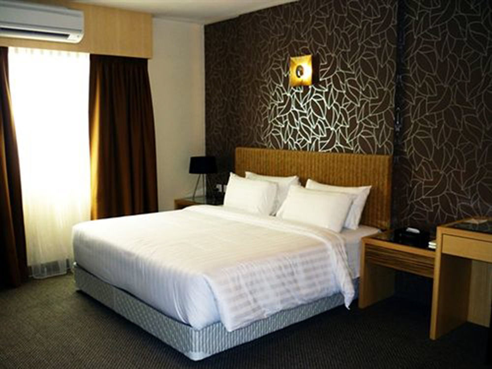 Tower Regency Hotel & Apartments Іпох Екстер'єр фото